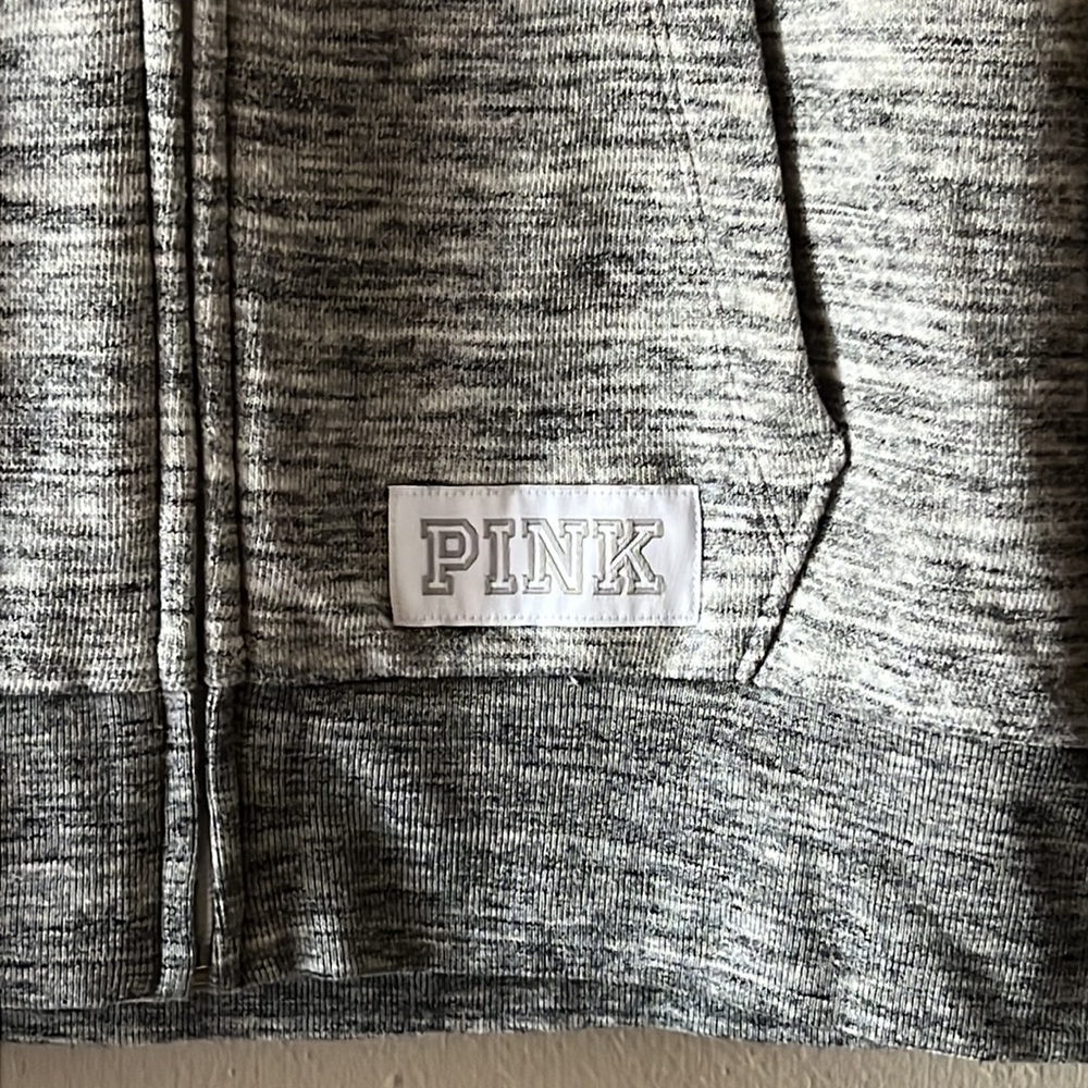 🌼SELLING IN BUNDLE ONLY🌼VS Pink Full Zipper Sweater 🌹 - Picture 6 of 7